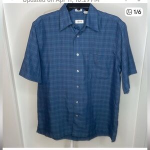 7/$20
IZOD Men’s Button Down Plaid Casual Shirt Medium with Front Pocket EUC